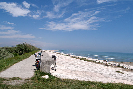 Fine del murazzo ad Alberoni